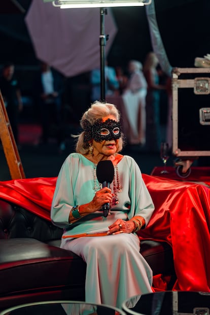 La princesa Beatriz Pasquier de Franclieu de Orleans, radicada en Marbella desde hace años y que trabaja como periodista especializada en moda, fue otra de las asistentes a la noche benéfica. 