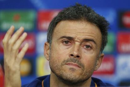 Luis Enrique, durant la roda de premsa a Leverkusen.
