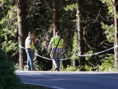 Investigadores en la zona de Cabanas donde fue encontrado el cad&aacute;ver.