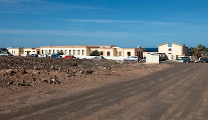 Exterior del centro de menores La Santa (Lanzarote), ya clausurado.