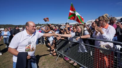 El presidente del PNV, Andoni Ortuzar, durante el día del partido que celebra en las campas Foronda, cerca de Vitoria, el 24 de septiembre de 2023.
