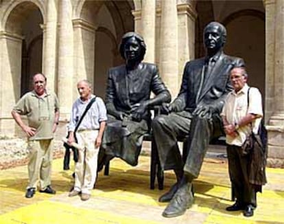 De izquierda a derecha, Francisco López Hernández, Antonio López y Julio López Hernández.