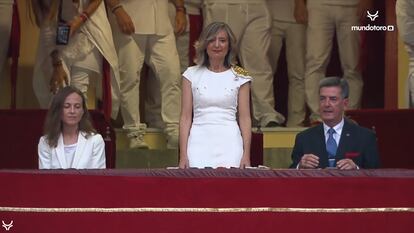 Cristina Ibarrola, alcaldesa de Pamplona y presidenta de la corrida celebrada el 7 de julio.