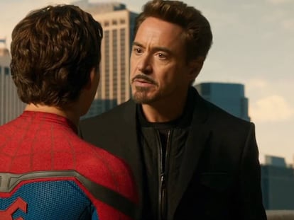 Robert Downey Jr. em Homem-Aranha: De Volta ao Lar.