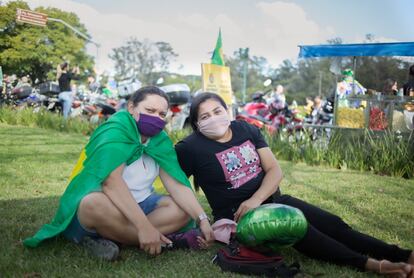 As vendedoras Meire e Paula, que saíram da zona Leste para o ato de Bolsonaro neste sábado