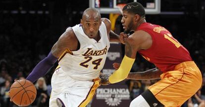 Kobe i George en el Lakers-Indiana.