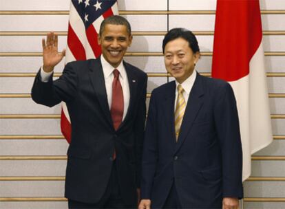 El presidente de EE UU, Barack Obama, a la izquierda, junto al primer ministro japonés, Yukio Hatoyama.