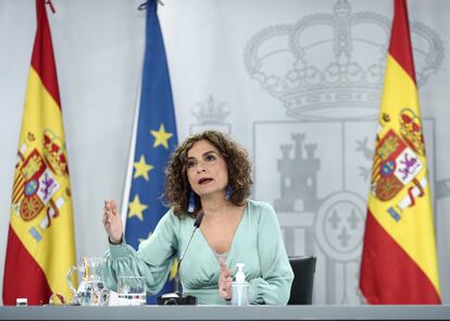 La ministra de Hacienda y portavoz del Gobierno, María Jesús Montero, en la rueda de prensa posterior al Consejo de Ministros eset martes.