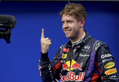 Vettel celebra su pole.