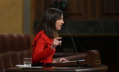 La líder de Podemos, Ione Belarra, interviene en la sesión plenaria del Congreso de los Diputados celebrada el martes.
