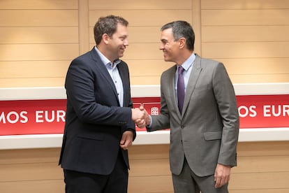 El presidente del Gobierno, Pedro Sánchez, se vio con el copresidente de los socialdemócratas alemanes (SPD), Lars Klingbeil, el 16 de junio en Madrid. 
