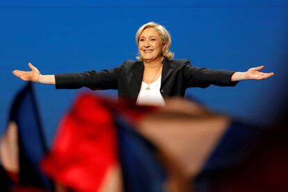 Marine Le Pen, en un mitín cerca de París.