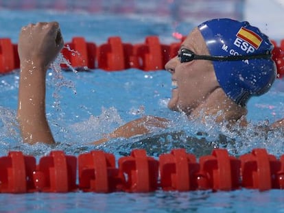 Melanie Costa celebra su marca.