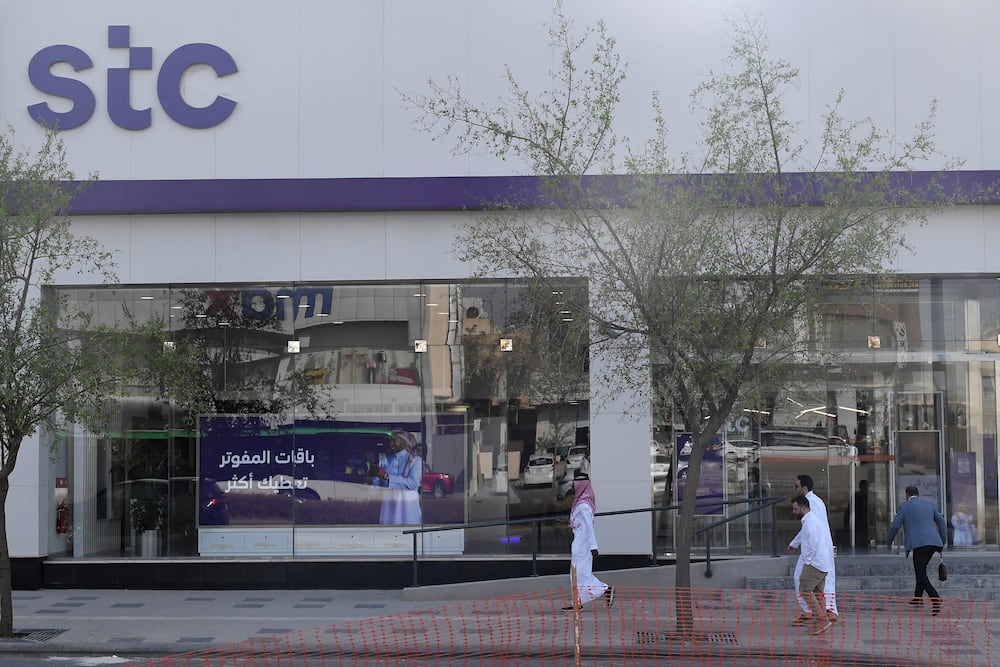 El Gobierno autoriza la toma del 9,97% de Telefónica por el grupo saudí ...