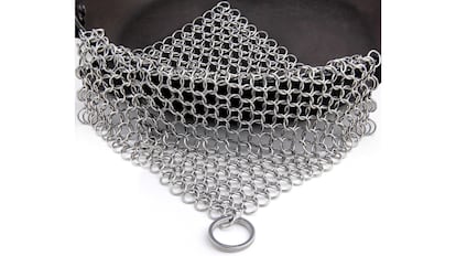 Este es uno de los mejores limpiadores de hierro fundido que se pueden comprar en Amazon