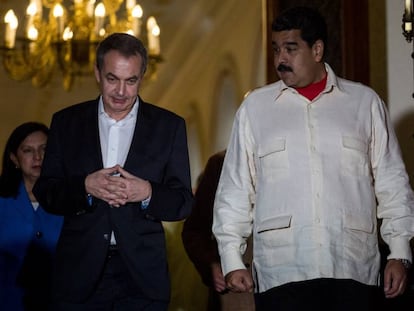 El expresidente Jos&eacute; Luis Rodr&iacute;guez Zapatero y Nicol&aacute;s Maduro.