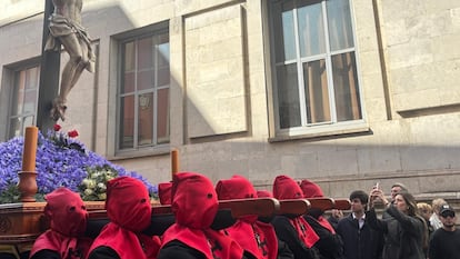 Procesión del Santísimo Cristo de la Luz en Valladolid, este Jueves Santo.