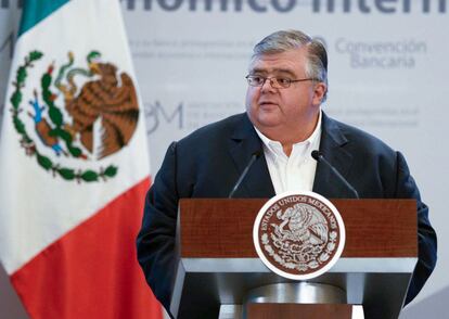 El gobernador del Banco de México, Agustín Carstens.