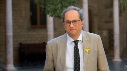 Quim Torra se dirige a la última reunión del 'Govern' antes del parón veraniego.