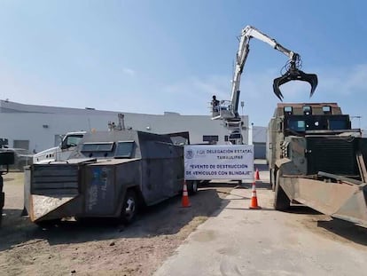 Vehículos blindados antes de ser destruidos en Reynosa, Tamaulipas, el 18 de junio 2023.