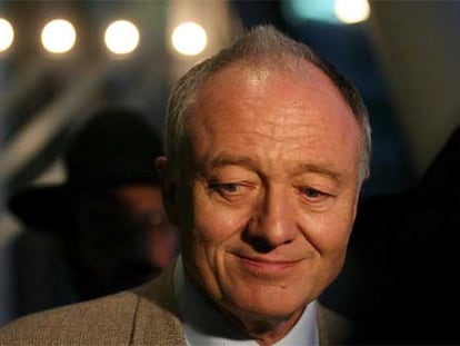 Ken Livingstone, el alcalde londinense, el 28 de diciembre de 2005, en la ceremonia religiosa judía del Hanuká.