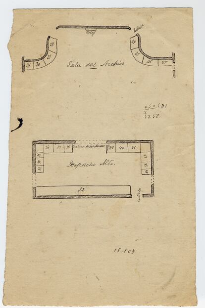 Croquis de las librerías del despacho alto trazado por la escritora.