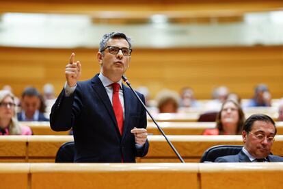 El ministro de Presidencia, Félix Bolaños, interviene durante la sesión de control al Gobierno celebrada en el Senado este martes.