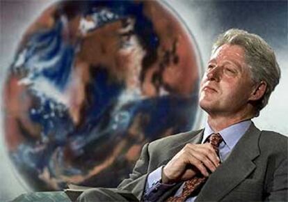 Bill Clinton, antes de pronunciar un discurso en 2000.