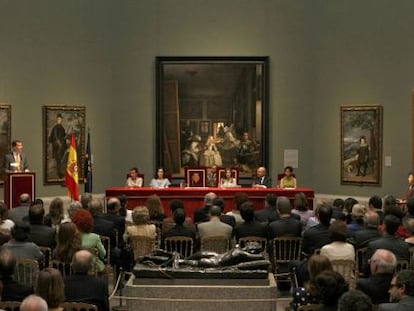 Entrega del Premio Vel&aacute;zquez a la escultora Doris Salcedo, en 2010. 