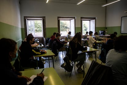 Aula de un instituto de Santiago de Compostela, a principios de octubre.
