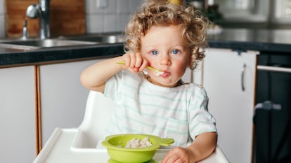 Cuentan con formas redondeadas y texturas suaves que evitan dañar las encías de los más pequeños. GETTY IMAGES.