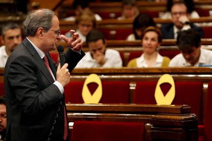 El presidente de la Generalitat, Quim Torra, durante la sesión de control al Govern en el pleno del Parlament.