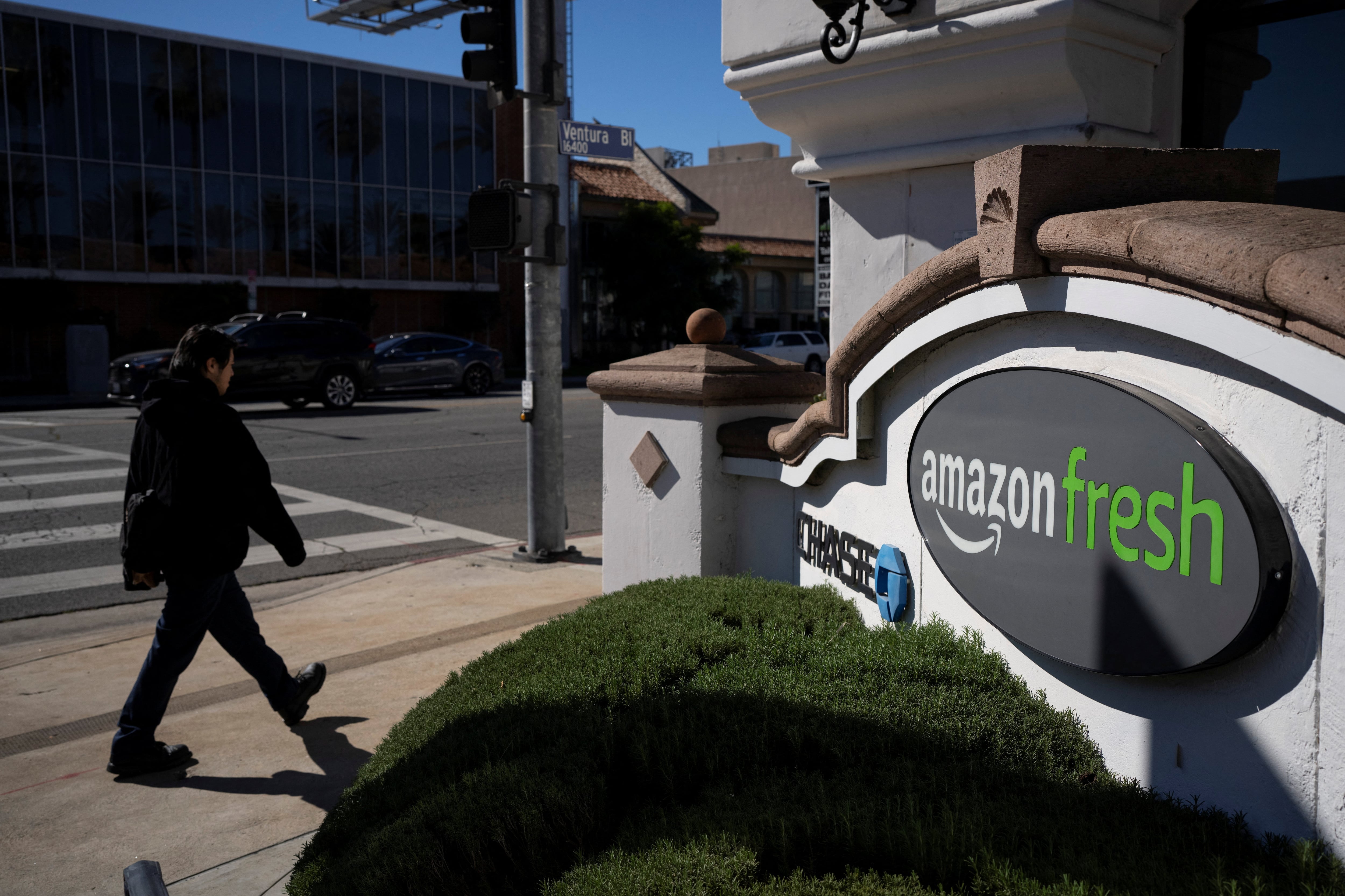 Amazon cierra sus tiendas físicas de supermercados y de productos de conveniencia en Estados Unidos