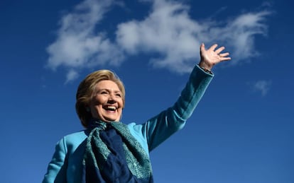 Hillary Clinton durante un acto de campaña este lunes.