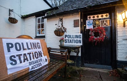 A polling station at the White Horse Inn.