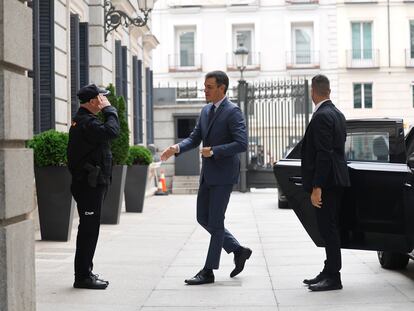 El presidente del Gobierno, Pedro Sánchez, el jueves, al llegar al Congreso de los Diputados.