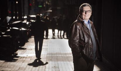 El periodista Jordi Mercader debuta en la ficció novel·lant l’apropament entre tecnòcrates franquistes i burgesia catalana als seixanta.