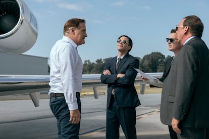 Jeff Daniel, Tom Pelphrey y Bill Camp, en el tercer episodio de la serie.