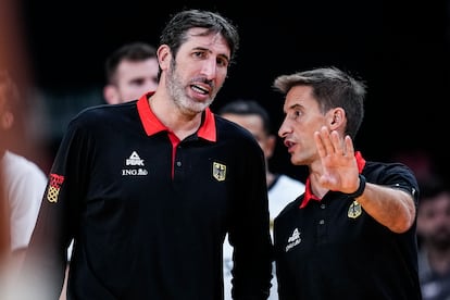 Mumbrú y Alberto Miranda, en el amistoso de Alemania contra España en Madrid antes del Eurobasket.