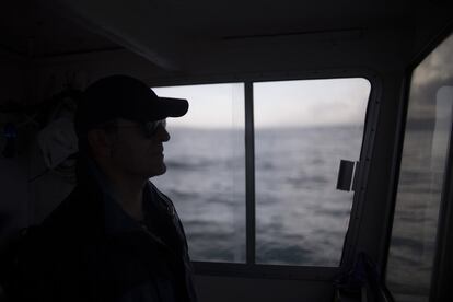 El capitán de uno de los barcos que participa en la pesca de atún de almadraba.