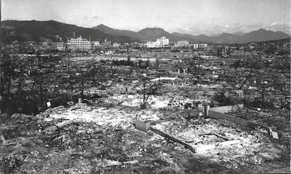 Hiroshima, devastada tras la caída de la bomba atómica hace 75 años.