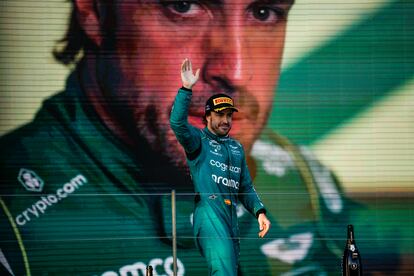 Fernando Alonso, en el podio del GP de Australia de esta temporada de Fórmula 1.