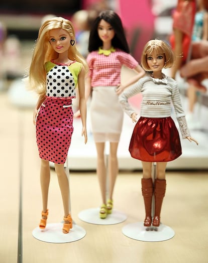 En su nueva reencarnación, Barbie es 33 muñecas distintas.