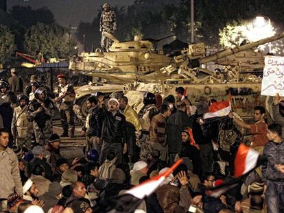 Multitud en la plaza Tahrir en El Cairo.