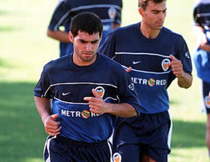 Ayala, durante un entrenamiento con el Valencia.