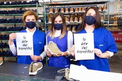 En el proceso de fabricación trabajan más de 150 personas, muchas de ellas mujeres de la comarca.