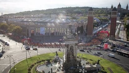 Inici de la cursa de la Mercè, a l'avinguda de Maria Cristina.