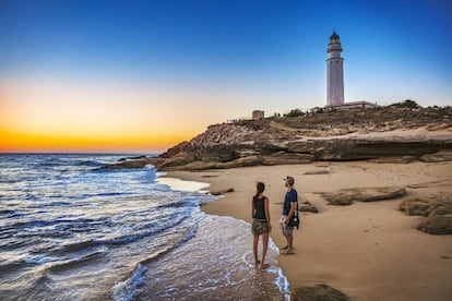 Atardecer en el faro de Trafalgar (Barbate, Cádiz), entre Los Caños de Meca y Zahora.