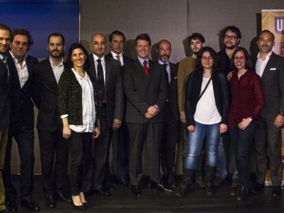 Ganadores del programa Crece, junto a los responsables de UnLtd Spain, Edmond de Rothschild Foundations y Cuatrecasas, donde se celebr&oacute; el acto de entrega.