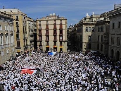 Protesta de farmacéuticos en la plaça Sant Jaume de Barcelona.